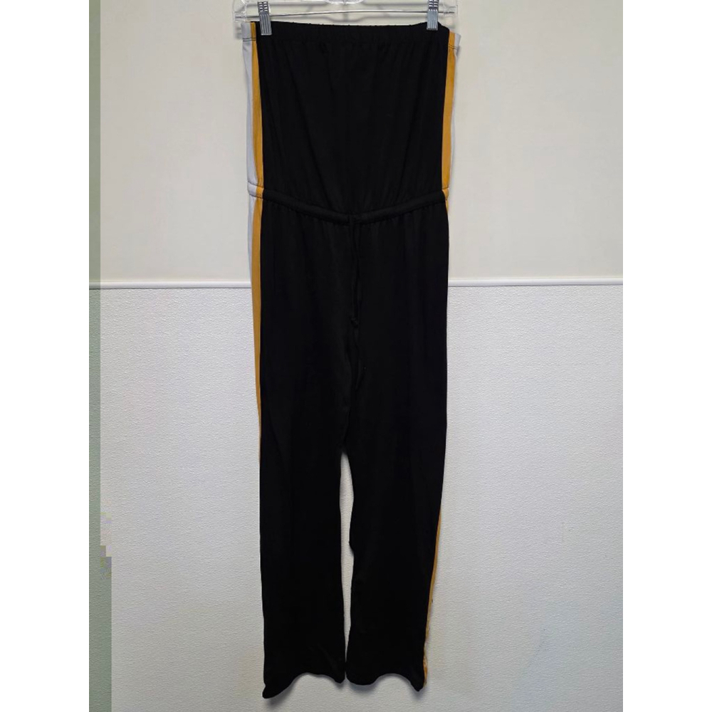 Women's No Boundaries Jumpsuit Size M Black and‎ Gold